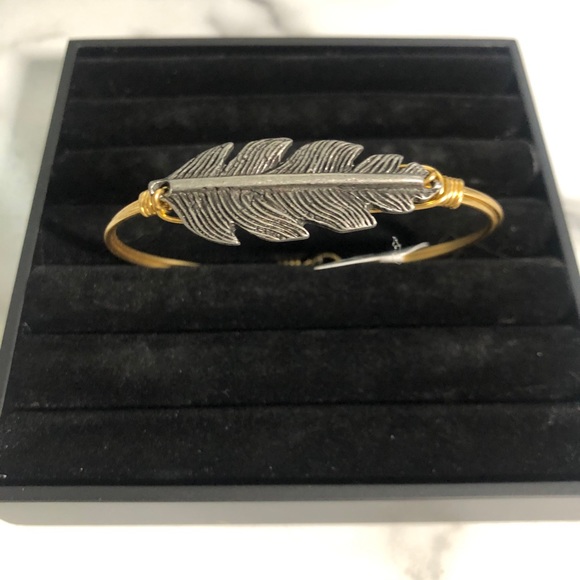 Luca + Danni Jewelry - Luca + Danni Feather brass tone bangle bracelet